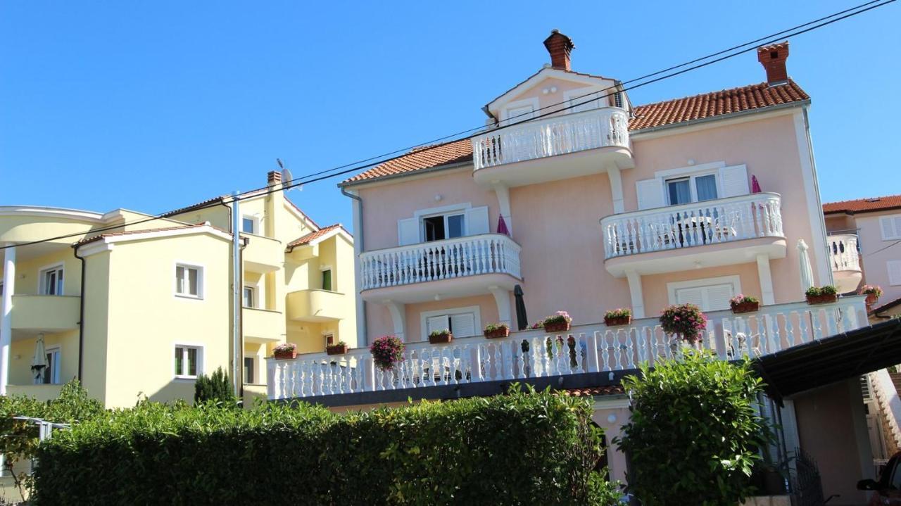 Apartments Ravlic Malinska Εξωτερικό φωτογραφία