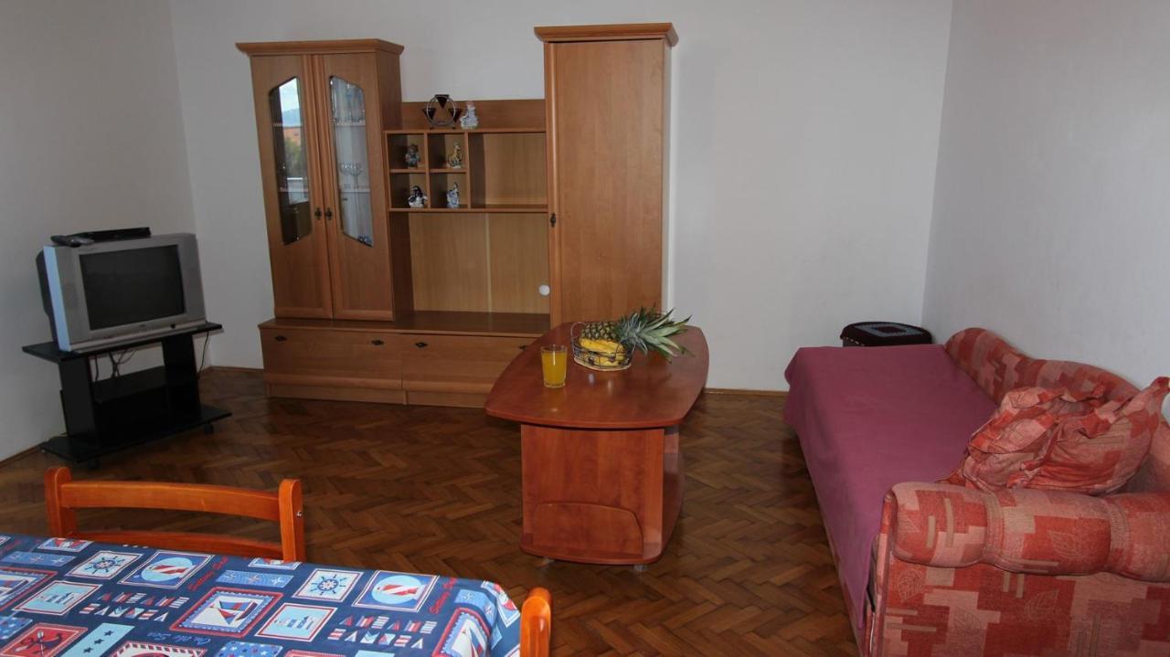 Apartments Ravlic Malinska Εξωτερικό φωτογραφία