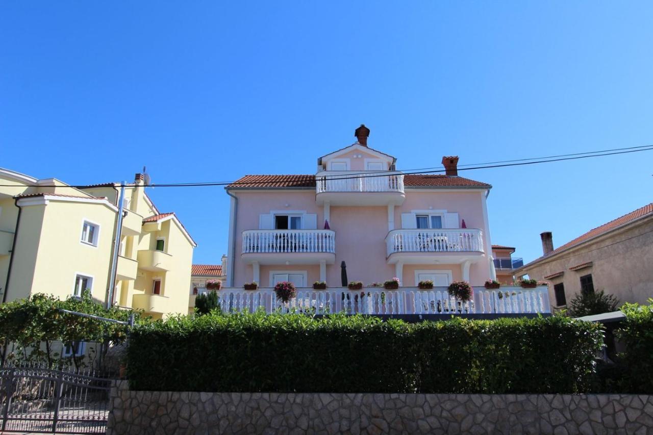 Apartments Ravlic Malinska Εξωτερικό φωτογραφία