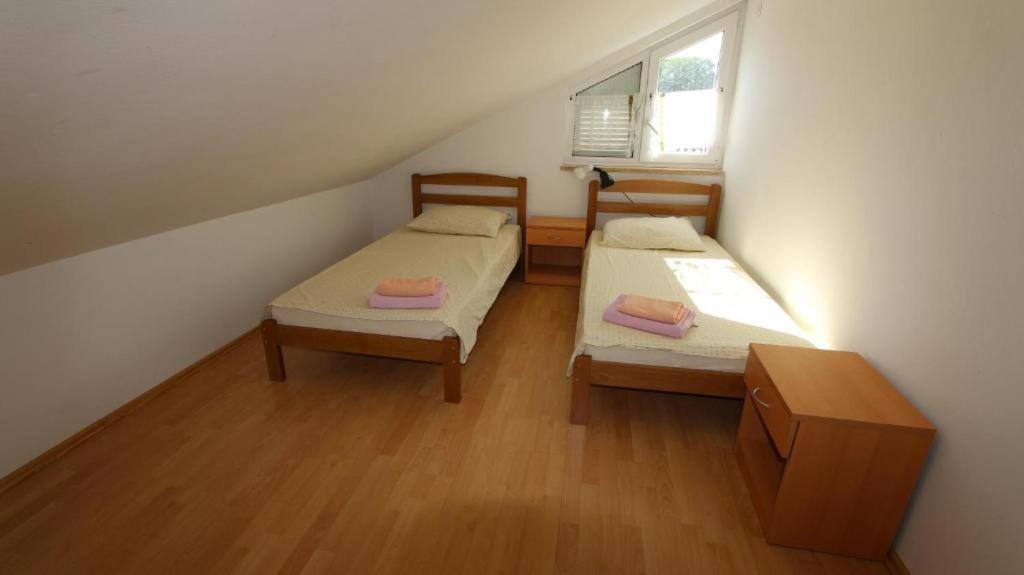 Apartments Ravlic Malinska Εξωτερικό φωτογραφία
